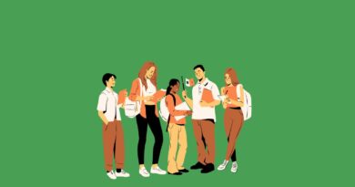 Cursinho pré-vestibular ajuda estudantes a se prepararem para o Enem e vestibulares.